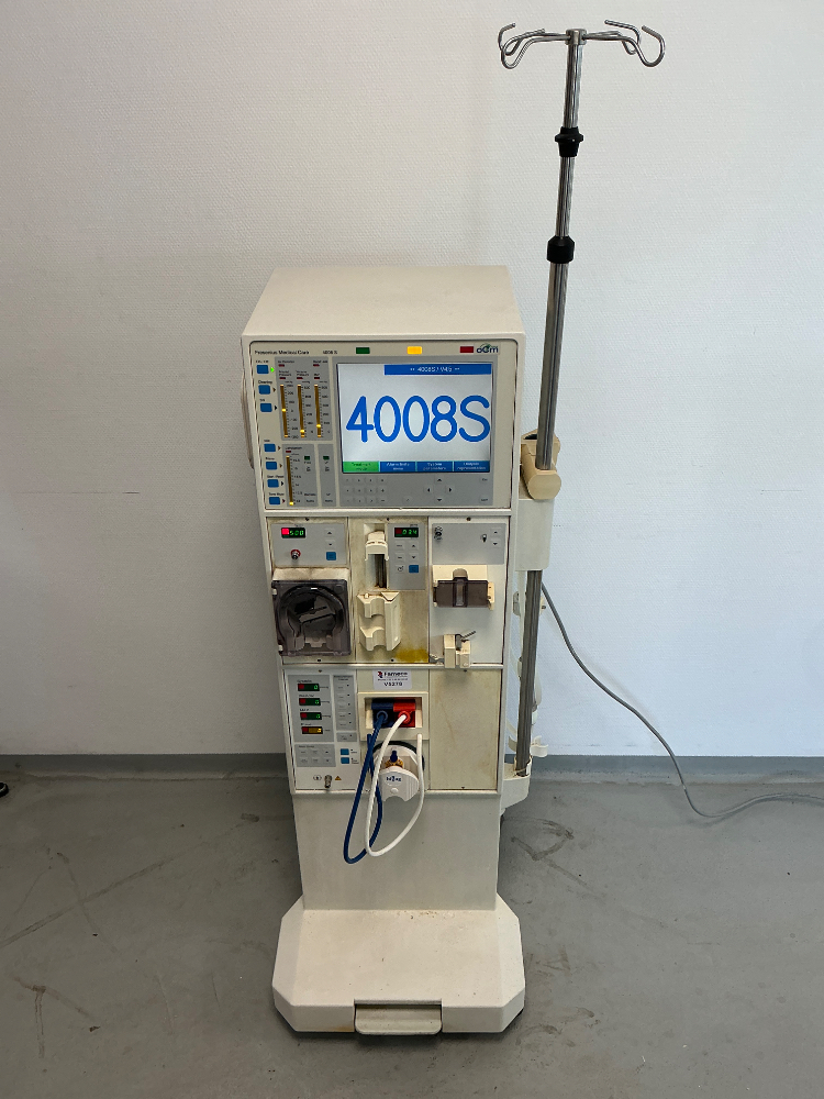 Image of Fresenius Medical Care 4008 S Hemodialys Machines